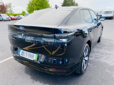 2025 Ford Capri - photo 5