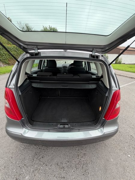 2011 Mercedes-Benz A-Class - photo 11