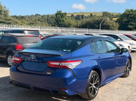 2019 Toyota Camry - photo 8