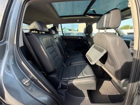 2020 Volkswagen Tiguan - photo 12