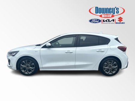 2023 Ford Focus - photo 7