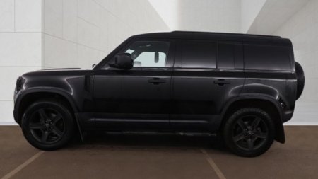 2023 Land Rover Defender - photo 5