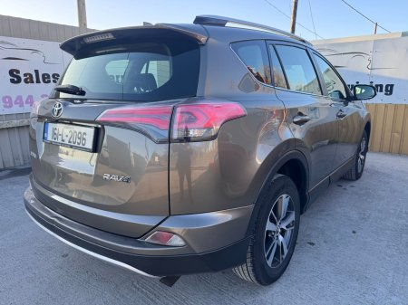 2016 Toyota RAV4 - photo 8