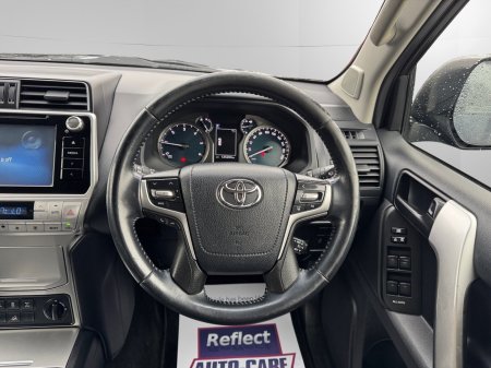 2018 Toyota Land Cruiser - photo 14