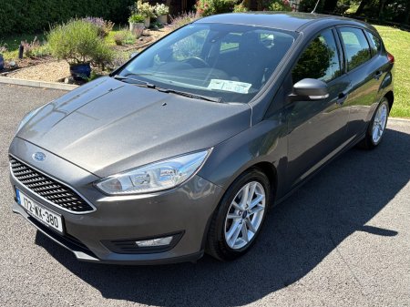 2017 Ford Focus - photo 18