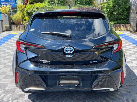 2025 Toyota Corolla - photo 16