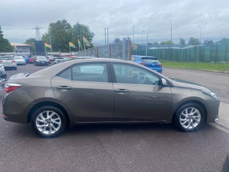 2018 Toyota Corolla - photo 3