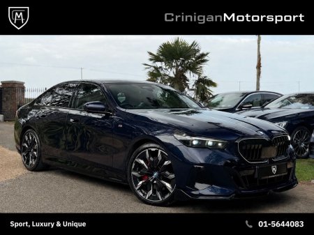2025 BMW 5-Series 550e xDrive M Sport Pro
