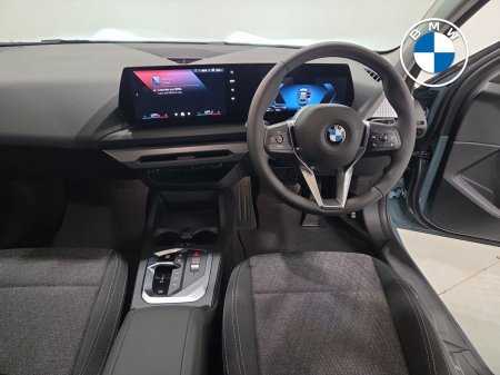 2026 BMW 1-Series - photo 4