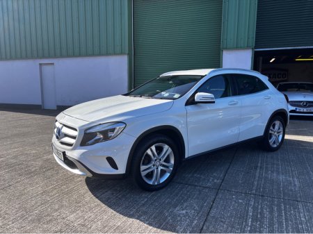 2017 Mercedes-Benz GLA - photo 2