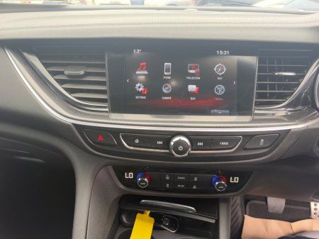 2017 Vauxhall Insignia - photo 19