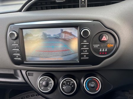 2017 Toyota Yaris - photo 5
