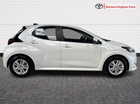 2026 Toyota Yaris - photo 3