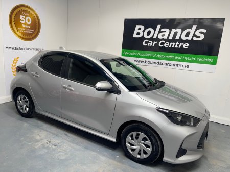 2020 Toyota Yaris Hybrid Aura