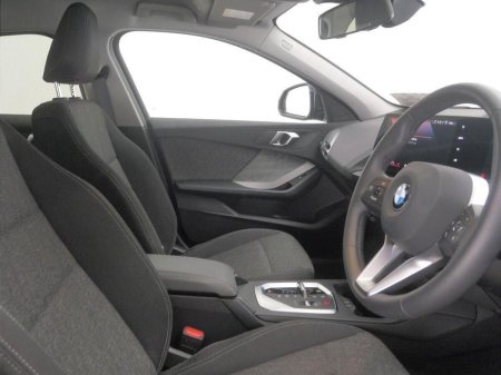 2026 BMW 1-Series - photo 12