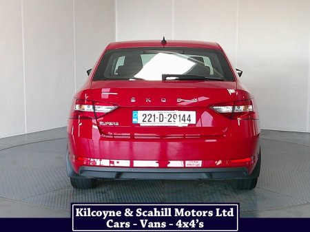 2022 Skoda Superb - photo 6