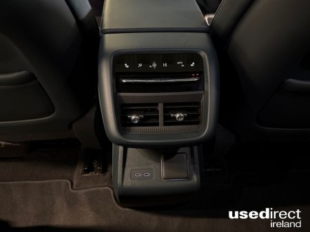 2025 Cadillac Lyriq - photo 40
