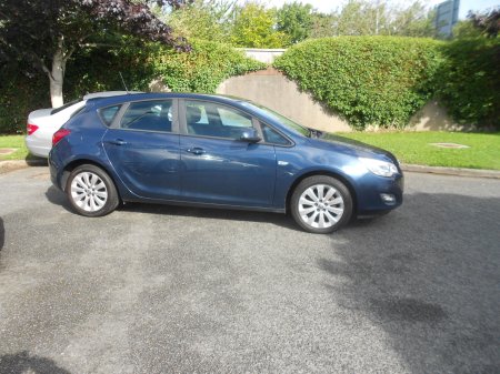 2011 Opel Astra - photo 3