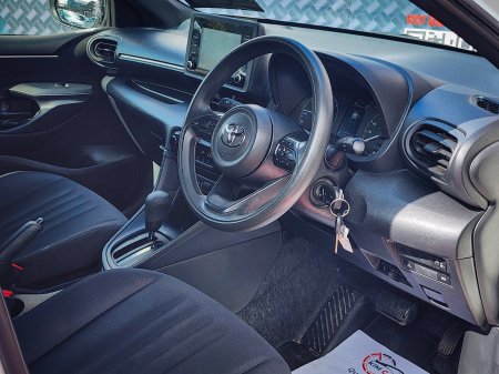 2023 Toyota Yaris - photo 22