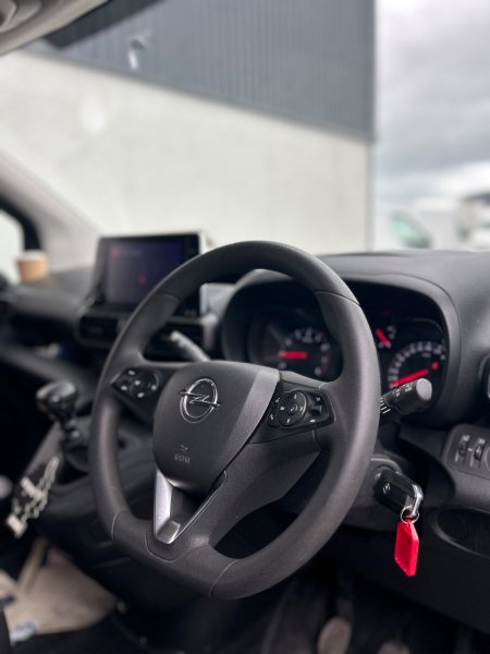 2023 Opel Combo - photo 11