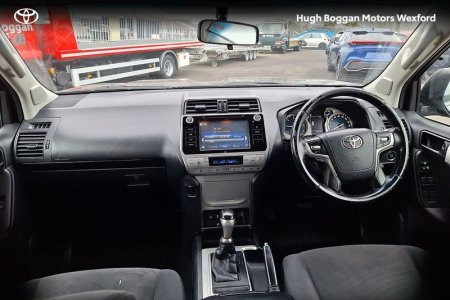 2019 Toyota Land Cruiser - photo 9