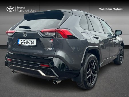 2024 Toyota RAV4 - photo 2