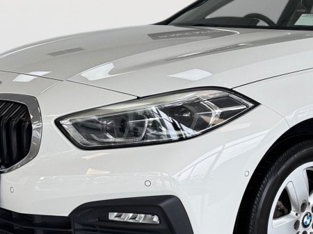 2021 BMW 1-Series - photo 9