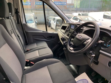 2022 Ford Transit - photo 16