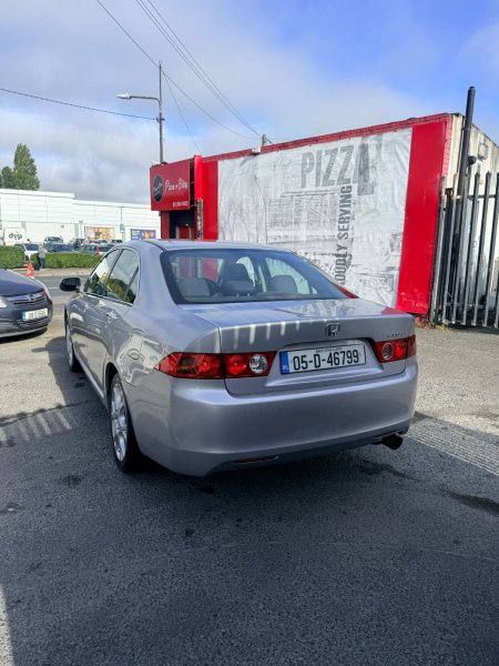 2005 Honda Accord - photo 24