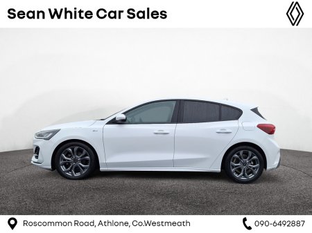 2023 Ford Focus - photo 3