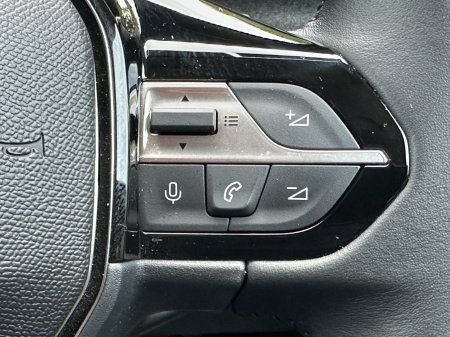 2026 Peugeot 308 - photo 15