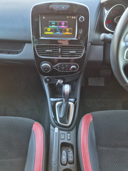 2019 Renault Clio - photo 14