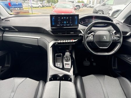 2023 Peugeot 3008 - photo 8