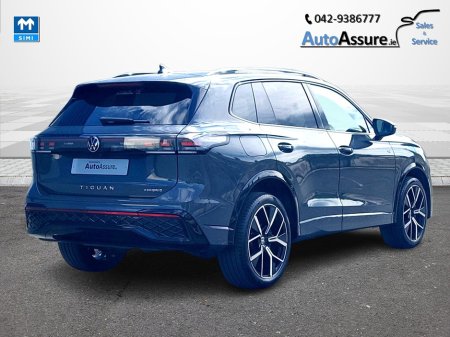 2025 Volkswagen Tiguan - photo 10