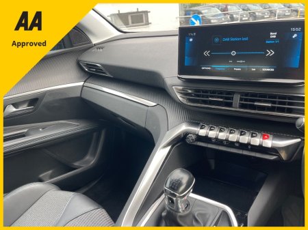 2022 Peugeot 3008 - photo 3
