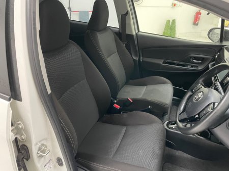 2020 Toyota Yaris - photo 9