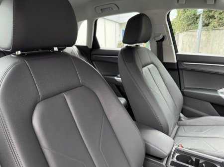 2025 Audi Q3 - photo 12