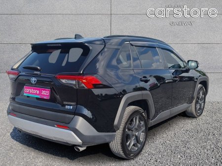 2023 Toyota RAV4 - photo 3