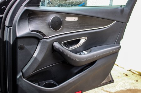 2022 Mercedes-Benz E-Class - photo 28