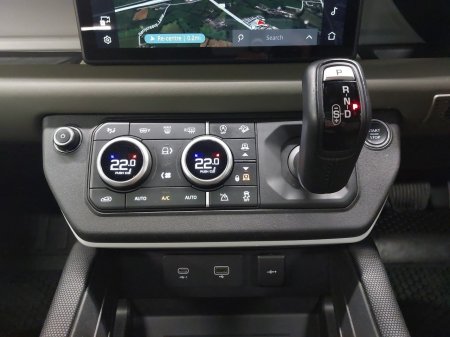 2021 Land Rover Defender - photo 13