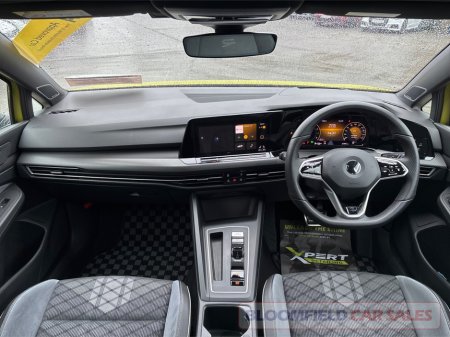 2021 Volkswagen Golf - photo 12