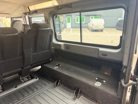 2011 Land Rover Defender - photo 21