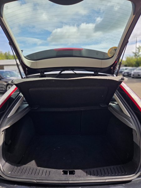 2010 Ford Focus - photo 18