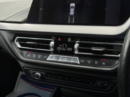2023 BMW 1-Series - photo 15