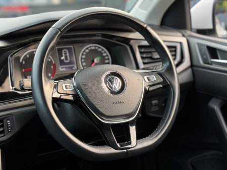 2019 Volkswagen Polo - photo 12