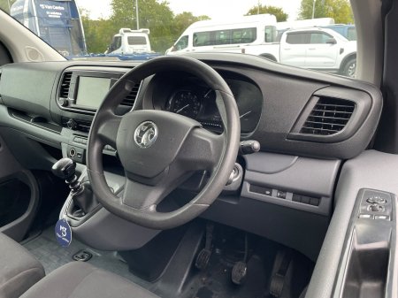 2022 Vauxhall Vivaro - photo 11