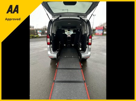 2025 Ford Tourneo Connect - photo 17