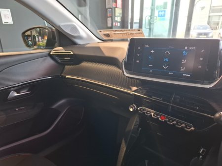 2023 Peugeot 208 - photo 15