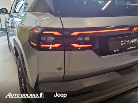 2026 Jeep Compass - photo 19
