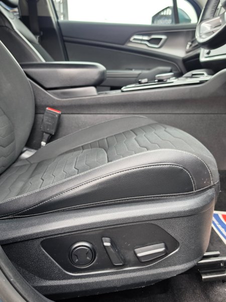 2022 Kia Sportage - photo 9
